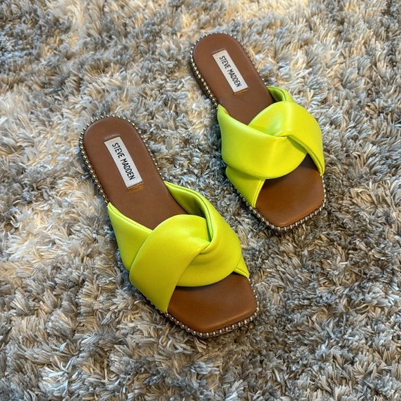 Steve Madden Sandals (Lime Green) - Picture 5 of 9